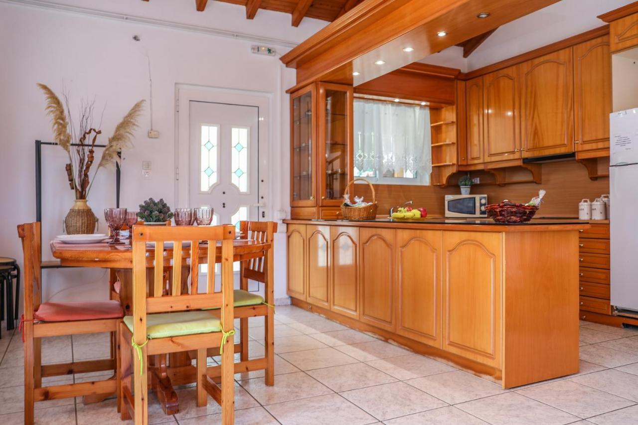Villa Mitzelos Moni Evaggelistrias Экстерьер фото